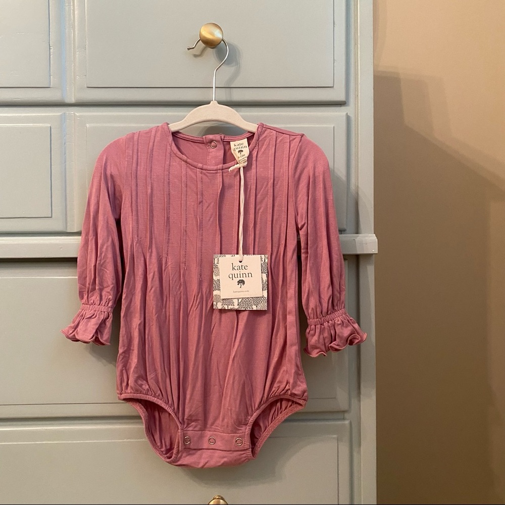 NWT Kate Quinn pintuck bubble